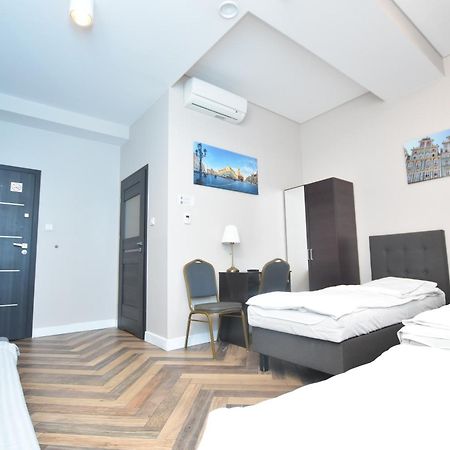 Dukes Apartments - Wita Stwosza วรอตซวาฟ ภายนอก รูปภาพ